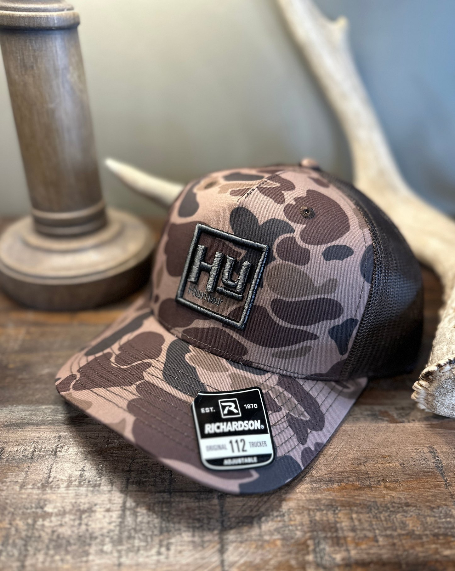 Brown Duck Camo / Grey 3D Logo