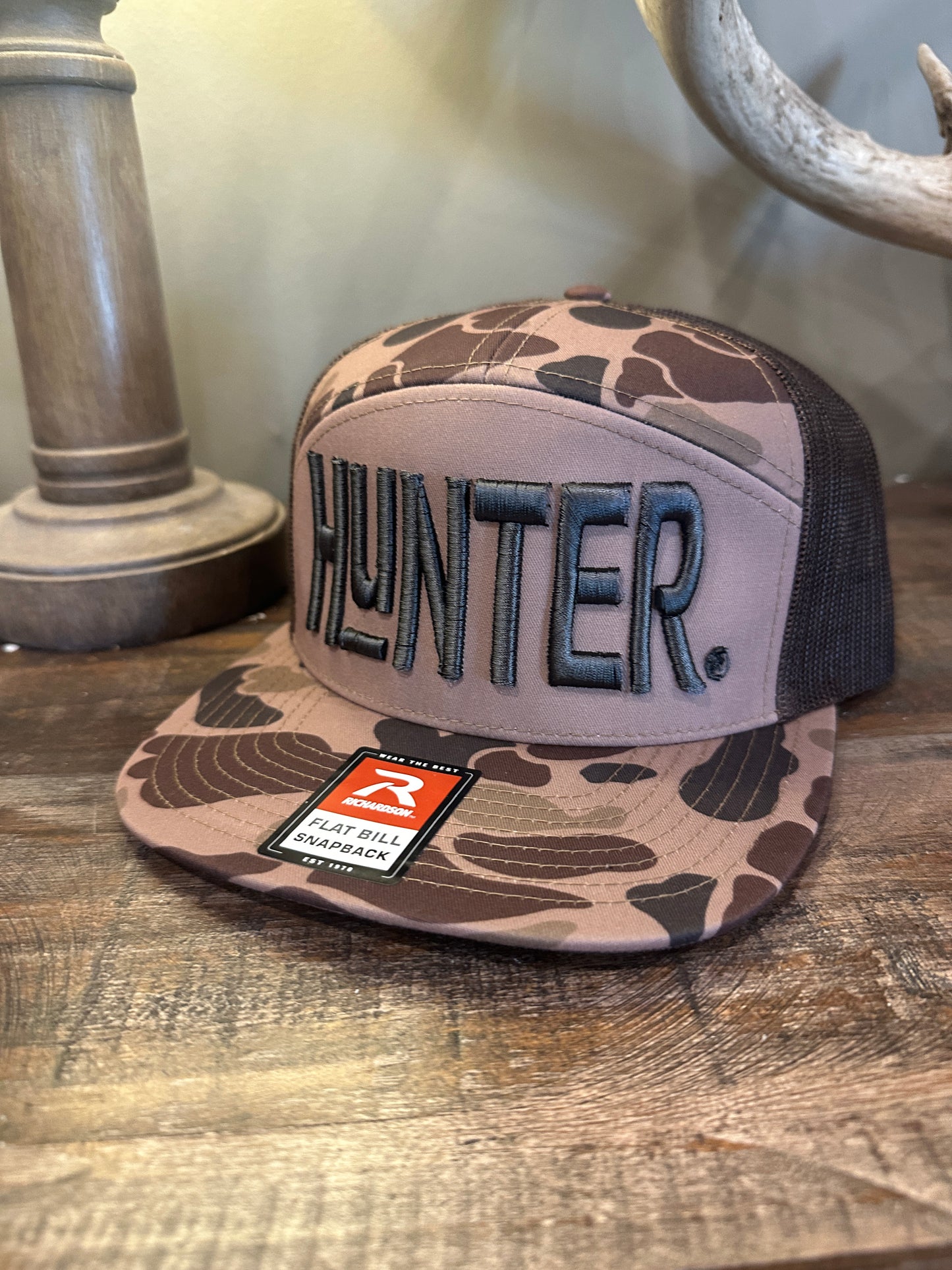 HUNTER® 7panel Flat Bill Tall Letter Dark Camo Hat